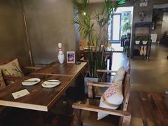 -HIGH FIVE哈福手工汉堡(桂林路店)