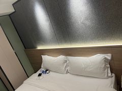 -文星酒店(广州北京路步行街海珠广场地铁站店)