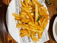 -1886德国汽车餐厅(外滩十六铺码头店)