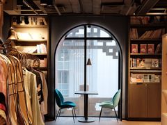 -光海书局(南京东路第一百货店)