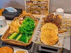 -卞二小串·鹤岗烧烤·坑烤(永定路店)