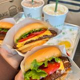 天津首店SHAKE SHACK！它终于开了！！🥹