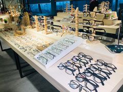 -Trend1881视光·蔡司视觉(领展广场店)