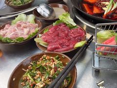 -扎起市井老火锅(乐山总店)