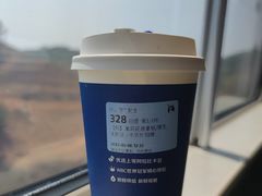 -瑞幸咖啡(江南万达三层店)