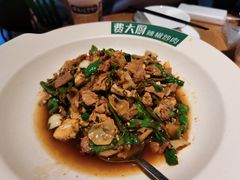 -费大厨辣椒炒肉(万家丽一店)
