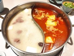猪手鸳鸯锅-小街猪手(团结湖店)