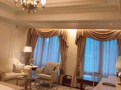 -广州富力丽思卡尔顿酒店