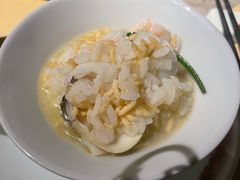 -穹六人间 people 6(岳阳路店)