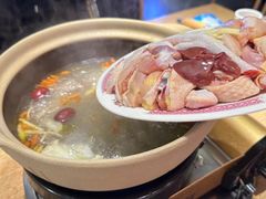 -邹开喜·炭炉鸡煲·海鲜火锅(虹口足球场店)
