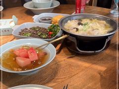 -蜜桃餐厅·伴山(湖滨商业街店)