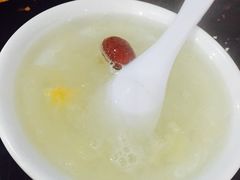 银耳汤-继红顺河抄手名小吃