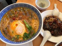 辣肉面-沪西老弄堂面馆(定西路店)