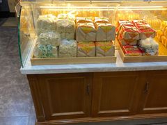 面包甜点陈列柜-清真全盛斋传统糕点(西羊市店)