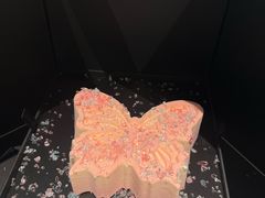 无缘蝶豪华款-三与叁山生日蛋糕·甜品·下午茶(北京五道口店)