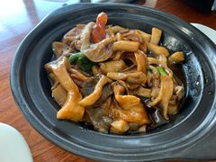 双菇面筋煲-胡子饮食店