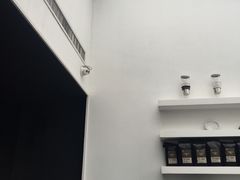 -UNI UNI(环亚凯瑟琳店)