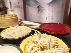 -王婆乔鲜鱼自助火锅(蜀汉路店)