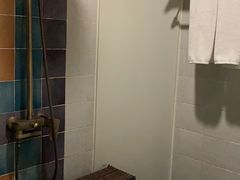 -喜鹊愉家酒店(郑州曼哈顿博览中心地铁站店)