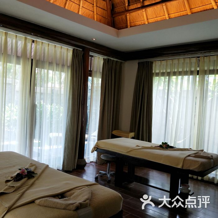 希尔顿大酒店水疗体验中心the spa