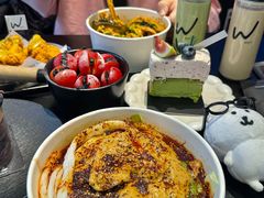 -W COLLECTIVE  DESSERT SHOP