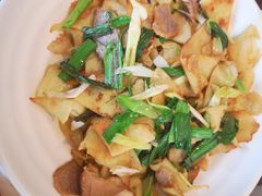 -刘胖子家常菜·蹄花焖藕(兴业店)