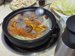 -九寨特色牦牛肉汤锅 羊肉汤锅