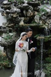 -至臻微拉婚纱摄影