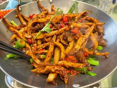 干锅鱿鱼须-刘胖子家常菜·蹄花焖藕(兴业店)