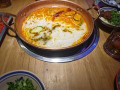 -洱火云南酸菜牛肉火锅(石景山当代商城店)