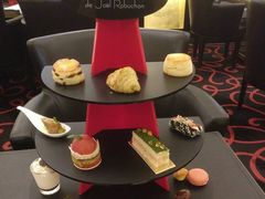 -Salon de The de Joel Robuchon(外滩18号店)