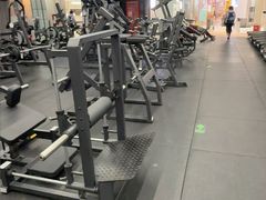 -VLines耀能运动24小时·月付制健身(京广桥店)