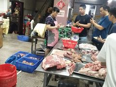 -标记美食新鲜猪杂(兴南大道店)