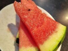 西瓜-最牛喜事潮汕鲜牛肉火锅(和平里店)