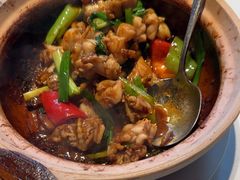 -八府香鸭·啫啫煲(华山路店)