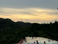 -清远熹乐谷温泉度假酒店