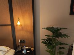 -万泊酒店(长沙五一广场国金中心店)
