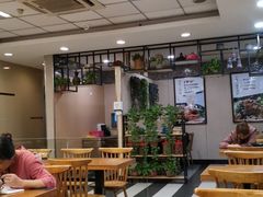 大堂-鑫花溪牛肉米粉(凤凰街创始总店)