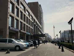 -翠微牡丹园停车场