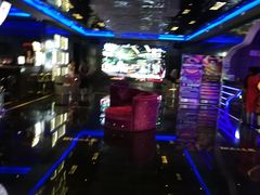 -泡沫BUbbLE量贩式KTV(金沙江路店)