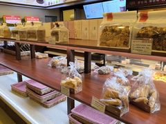 -红宝石·鲜奶小方·海派西点房(浦三店)