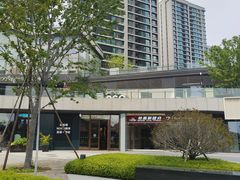 -英派斯健身旗舰店(海信国际中心馆)