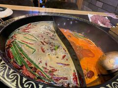 -张记老码头重庆老火锅(磨店老街店)