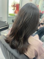 -LILI·HAIR SALON理理造型