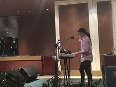 -荣誉国际酒店-云顶旋转餐厅