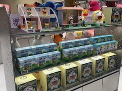 -泡泡玛特POPMART(蓝色港湾店)