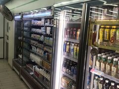 -全家便利店(东直门店)