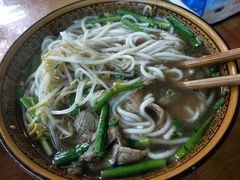 牛肉米线-白家肥肠粉(老东城根街店)