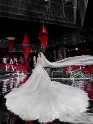 -伯瓷皇后婚纱艺术空间