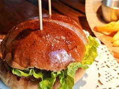 -房角石咖啡与书(吉大南校店)